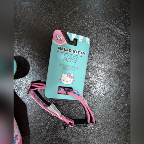 Hello Kitty harnest, belled collar and leash - Picture 2 of 9